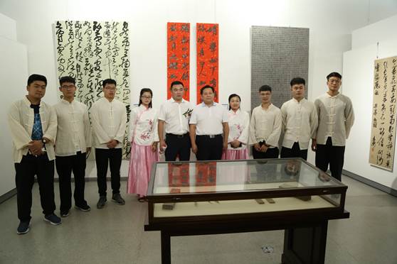 说明:C:\Users\Administrator\Desktop\IMG_3860.JPGIMG_3860